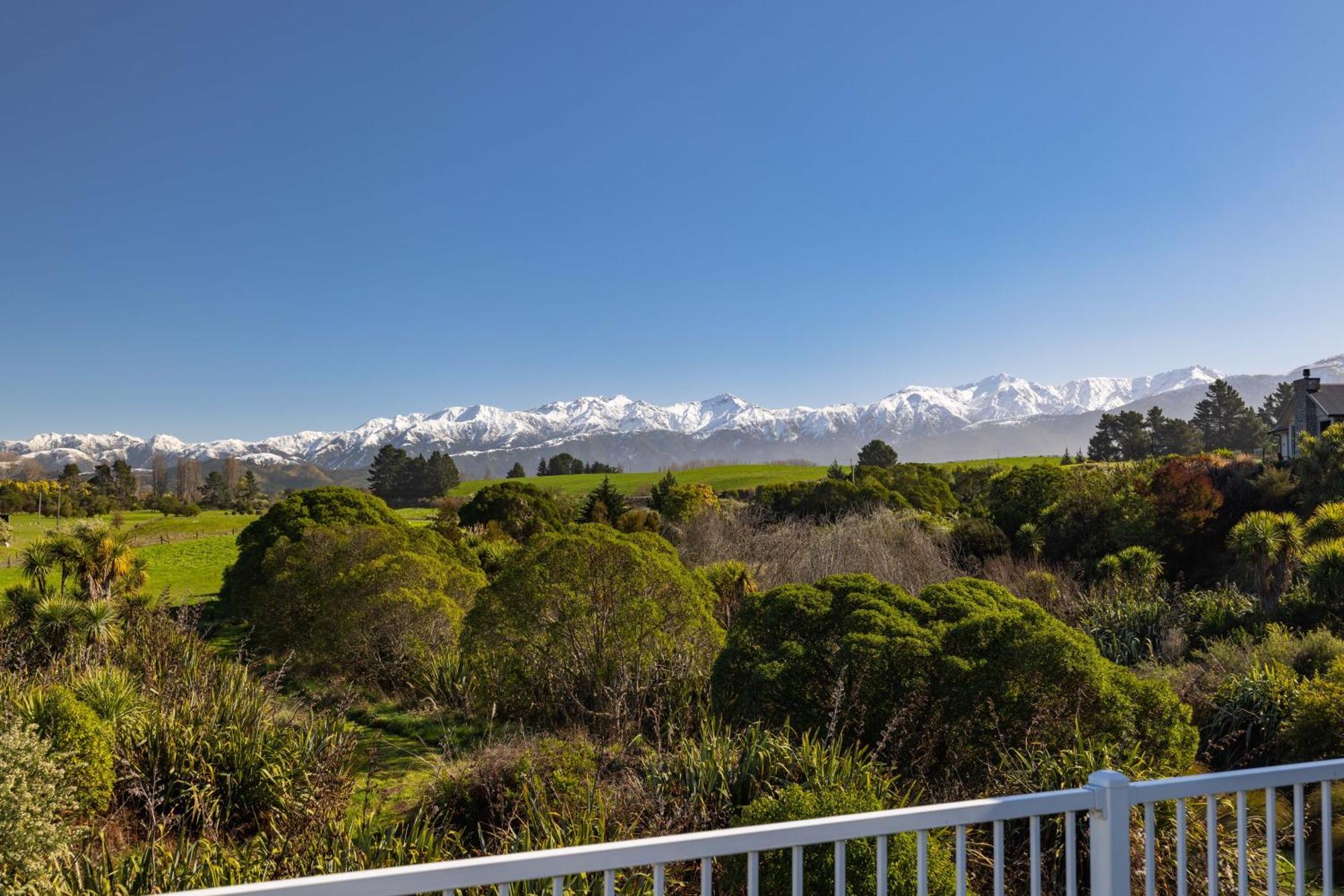 Kakatu Retreat Bed & Breakfast Kaikoura Exterior photo